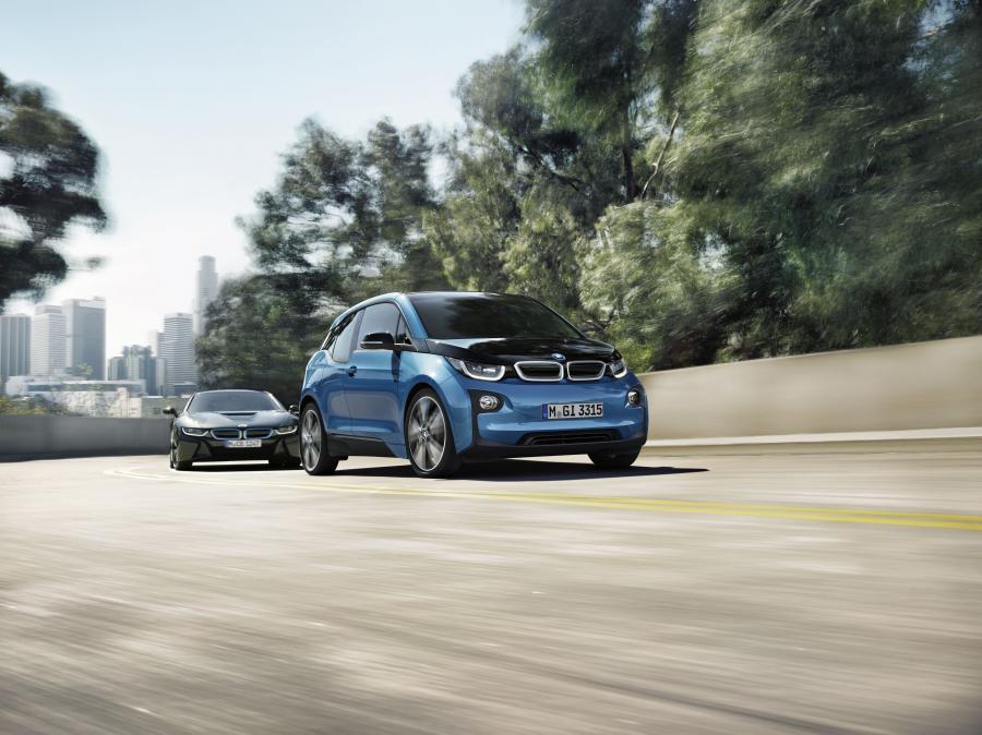  BMW i3 2016 года  (фото 18 из 26)